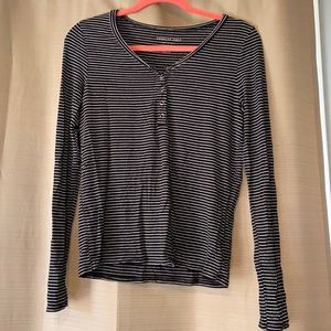 American Eagle Soft and Sexy Long Sleeve